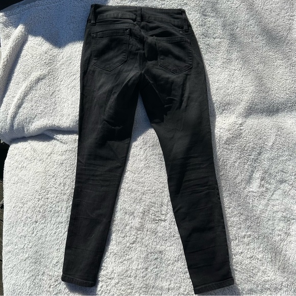 1822 Black Skinny Jeans - Picture 4 of 4
